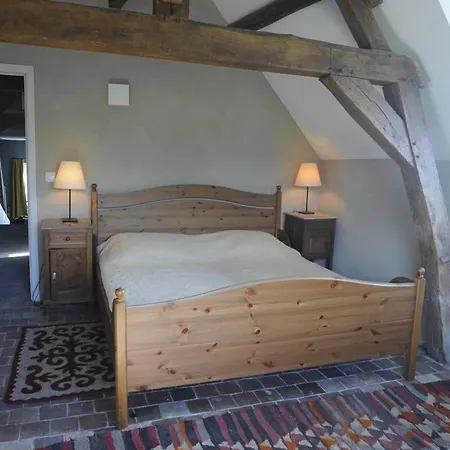 ホームステイ La Ferme Aux Oiseaux