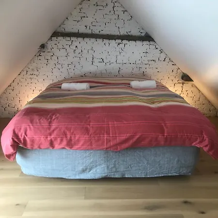 La Ferme Aux Oiseaux Rum i privatbostad *