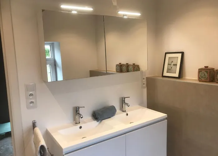 La Ferme Aux Oiseaux Homestay *