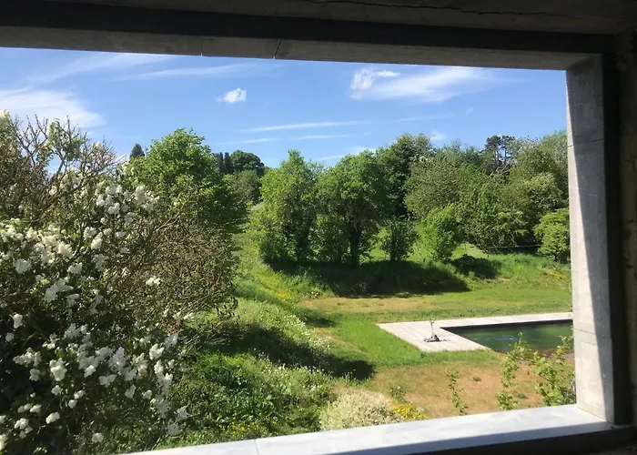 La Ferme Aux Oiseaux Homestay *